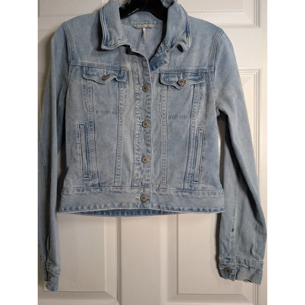 FREE PEOPLE Womens XS Blue Denim Button-Up Pockets Jean Jacket - Picture 1 of 8